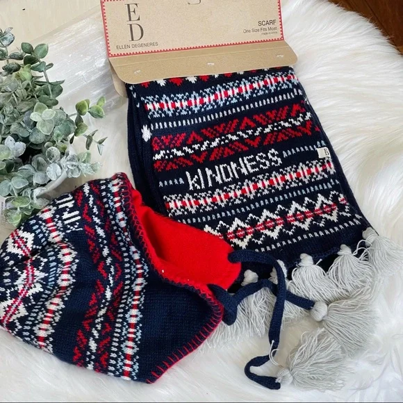 ♥️ELLEN DENGENERES hat and scarf fringe Pom Pom SET KINDNESS Navy Red Set - Picture 9 of 10